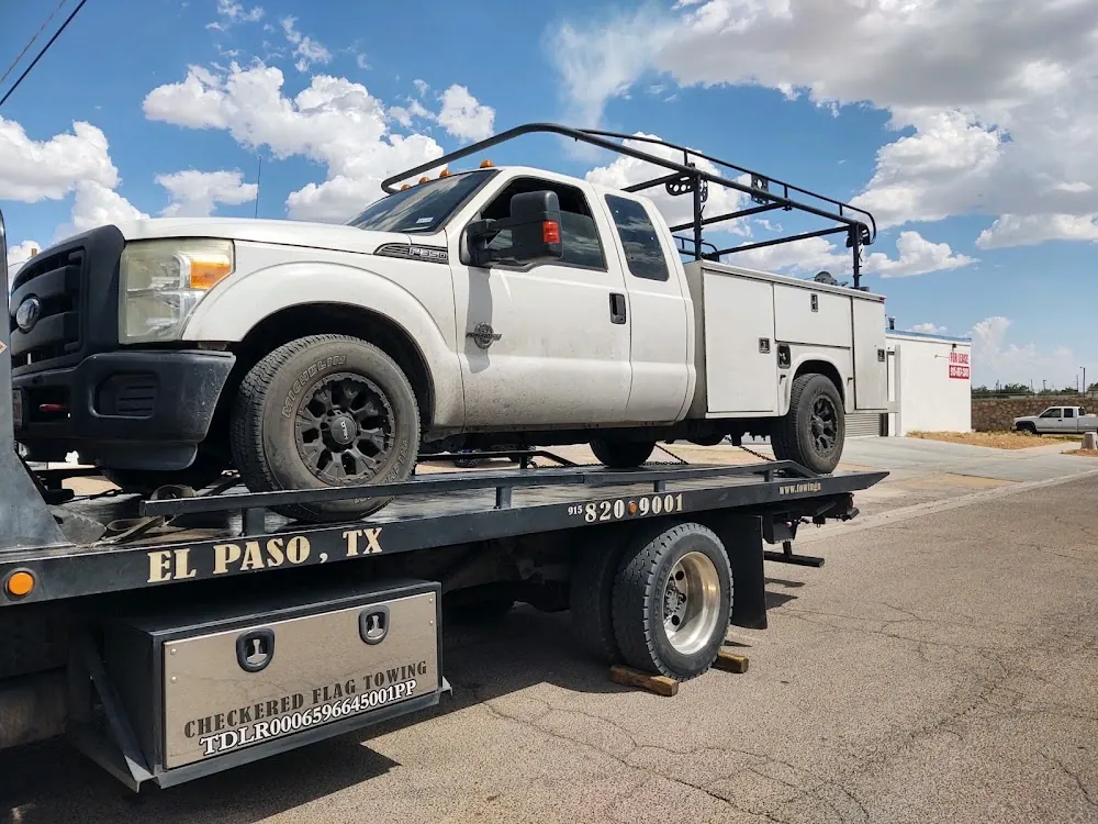 Checkered Flag Towing in El Paso, Texas
