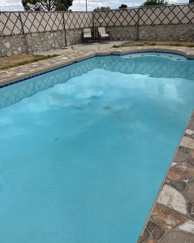 Four Seasons Pool Service in El Paso, Texas