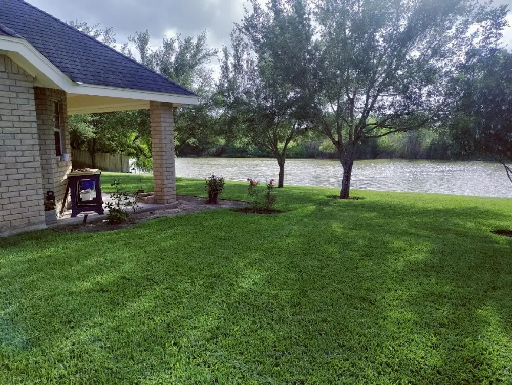 Green Garden Lawn Care Service in Brownsville, Texas