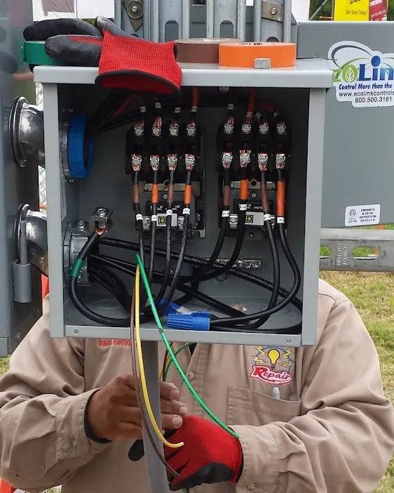 Isaias Electric in Laredo, Texas