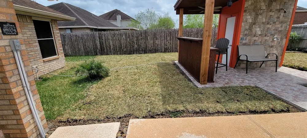 J and R Landscaping in Laguna Heights, Texas