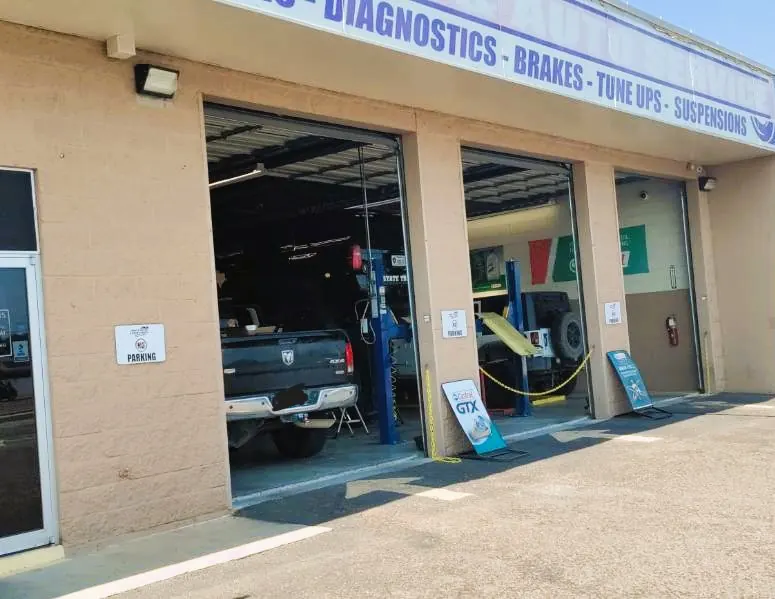 Jerry's Truck and Auto Service in Laredo, Texas