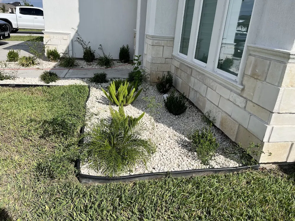 Quick Cuts Landscaping and More in Harlingen, Texas