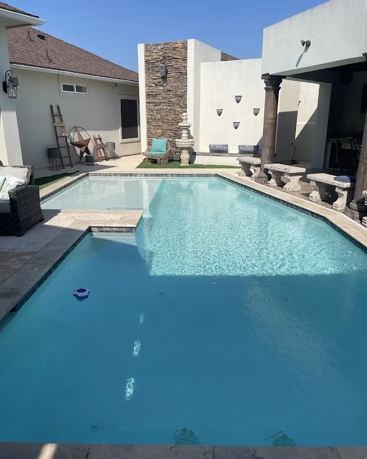 Sunset Pools in Laredo, Texas